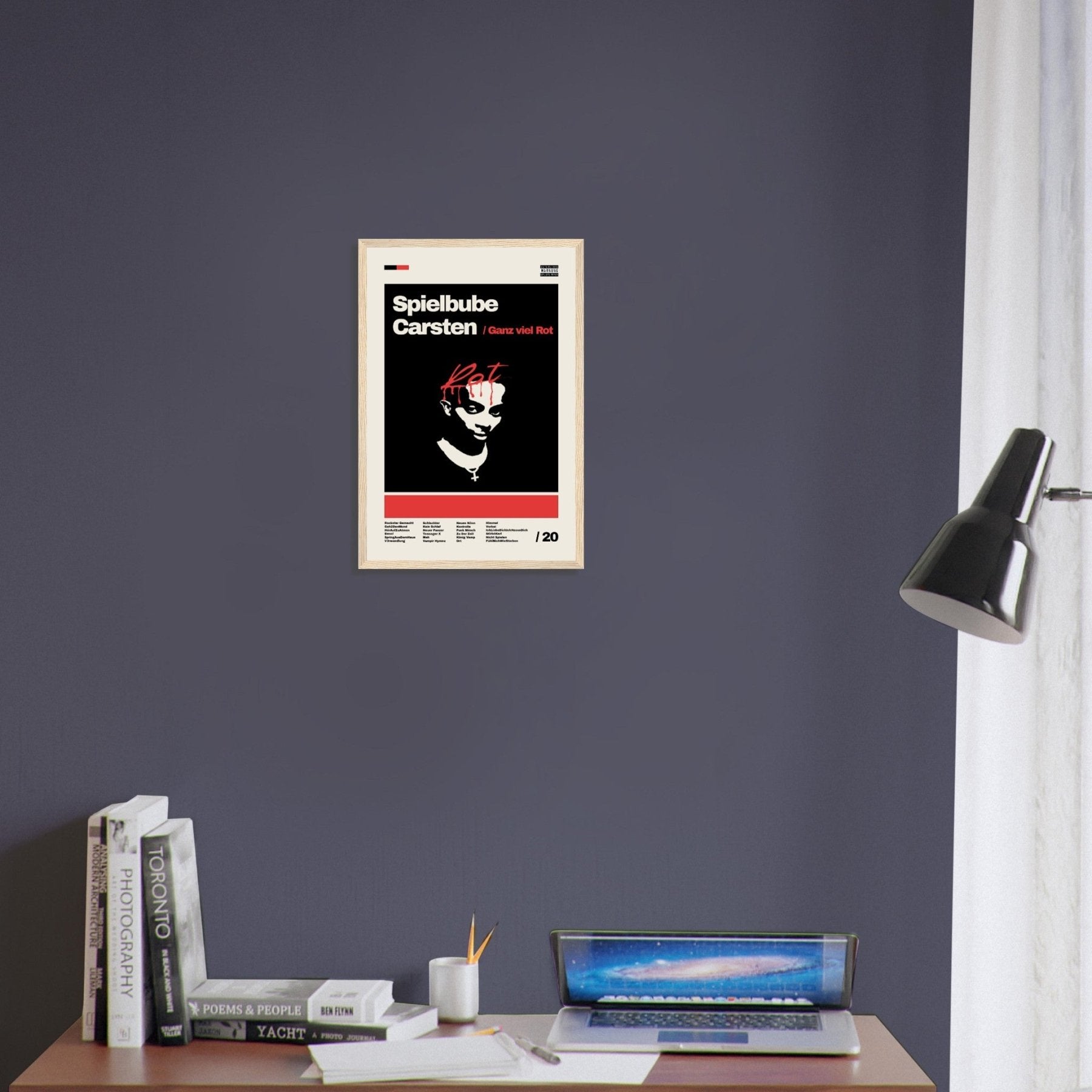 Playboy Carsten - Veel rood poster - Printmateriaal - Laatste shirt